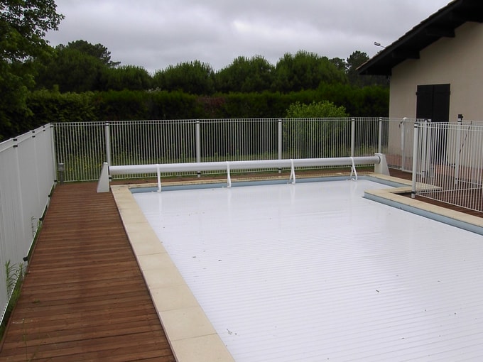 Sécurité piscine à Bordeaux